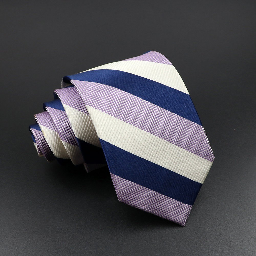 Herren-Krawatte aus 100 % Seid – Silk Tie Striped Bewertung und Preis