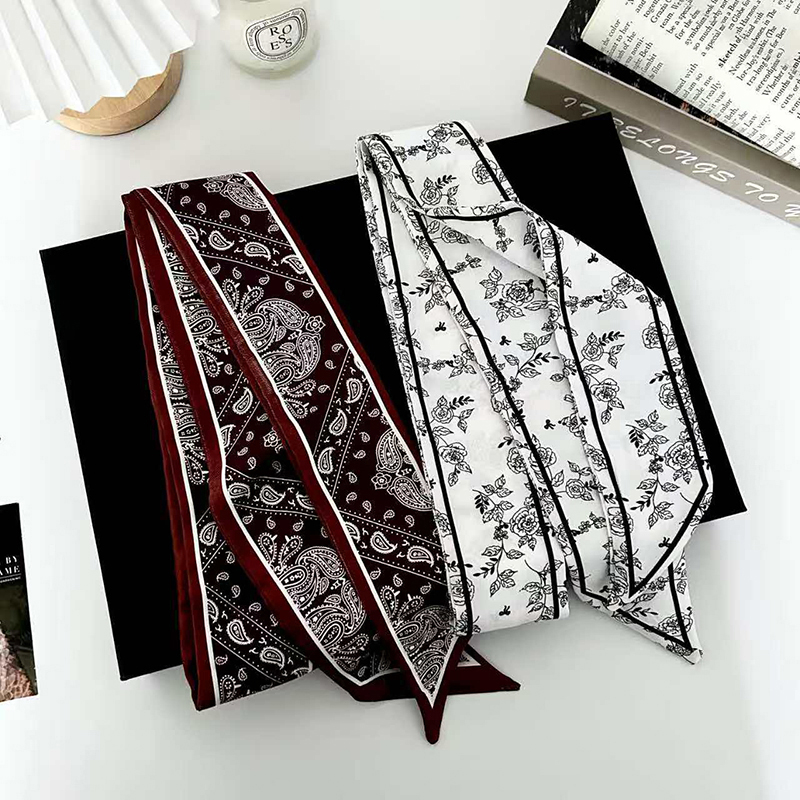 Luxuriöser Damen-Seidenschal,  – Silk Neck Scarf Bewertung und Preis